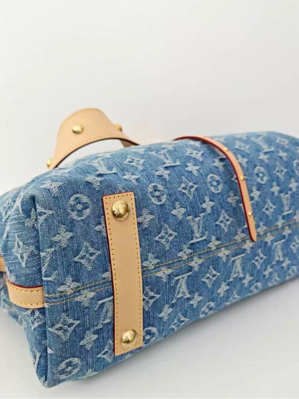 Louis Vuitton Denim Monogram Shoulder Bag with Natural Trim - Picture 9 of 12
